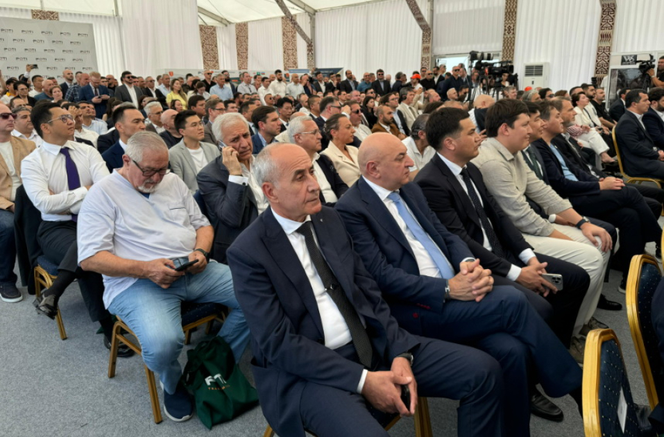 09.06.2025-ci il tarixdə Gürcüstanın Poti şəhərində yerləşən və Orta Dəhliz üçün strateji əhəmiyyət daşıyan “Poti TransTerminal” multimodal konteyner terminalının rəsmi açılışı olub. Xeber basligi