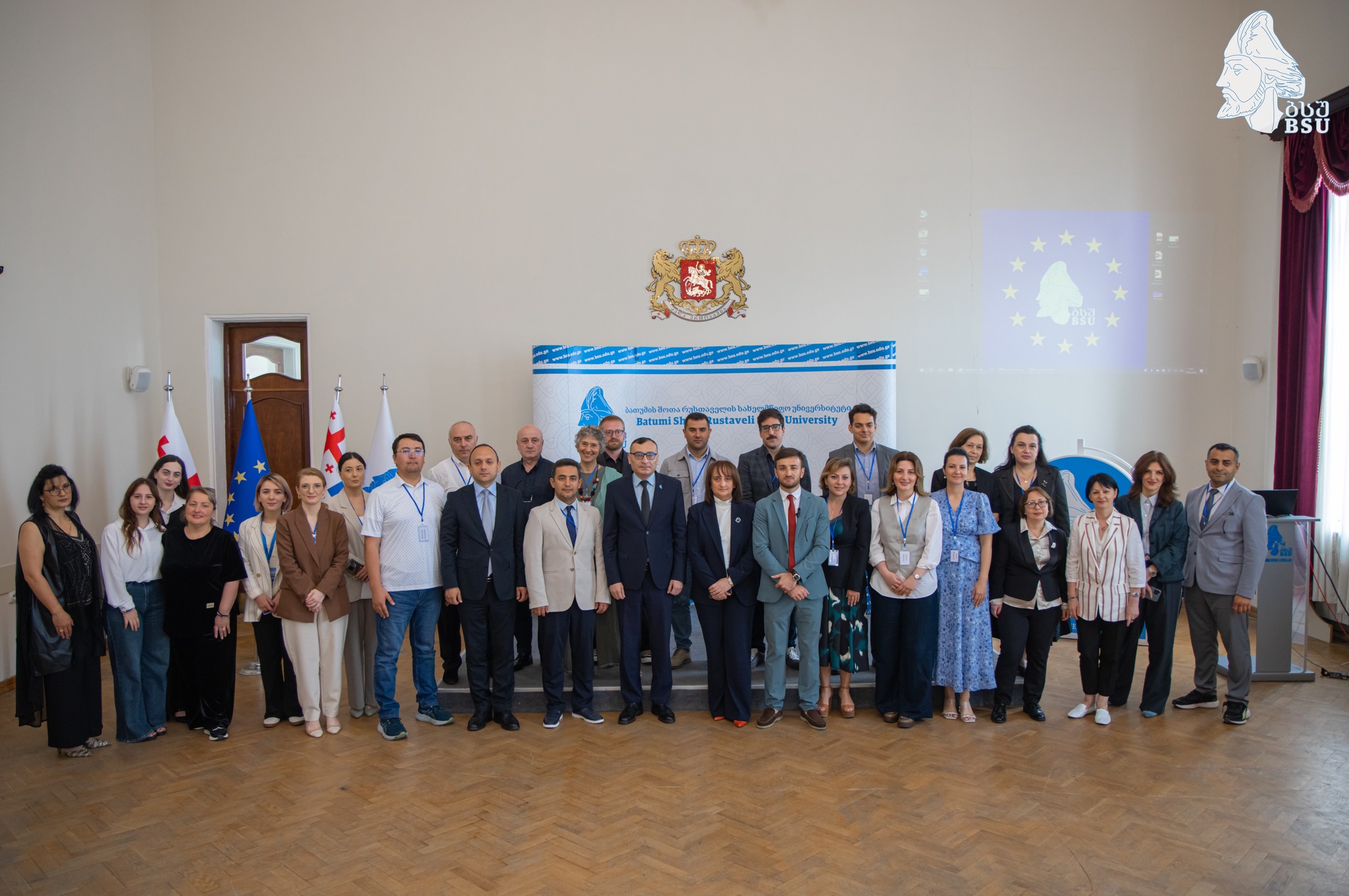 09.06.2025-ci il tarixdə, Şota Rustaveli adına Batumi Dövlət Universitetində "YENİ ÜFÜQLƏR: ŞƏRQ TƏRƏFDAŞLIĞI, CƏNUBİ QAFQAZ VƏ MƏRKƏZİ ASİYA ÖLKƏLƏRİ ARASINDA REGİONAL ƏMƏKDAŞLIĞIN GÜCLƏNDİRİLMƏSİ" mövzusunda ilk beynəlxalq yay konfransı keçirilib. Xeber basligi