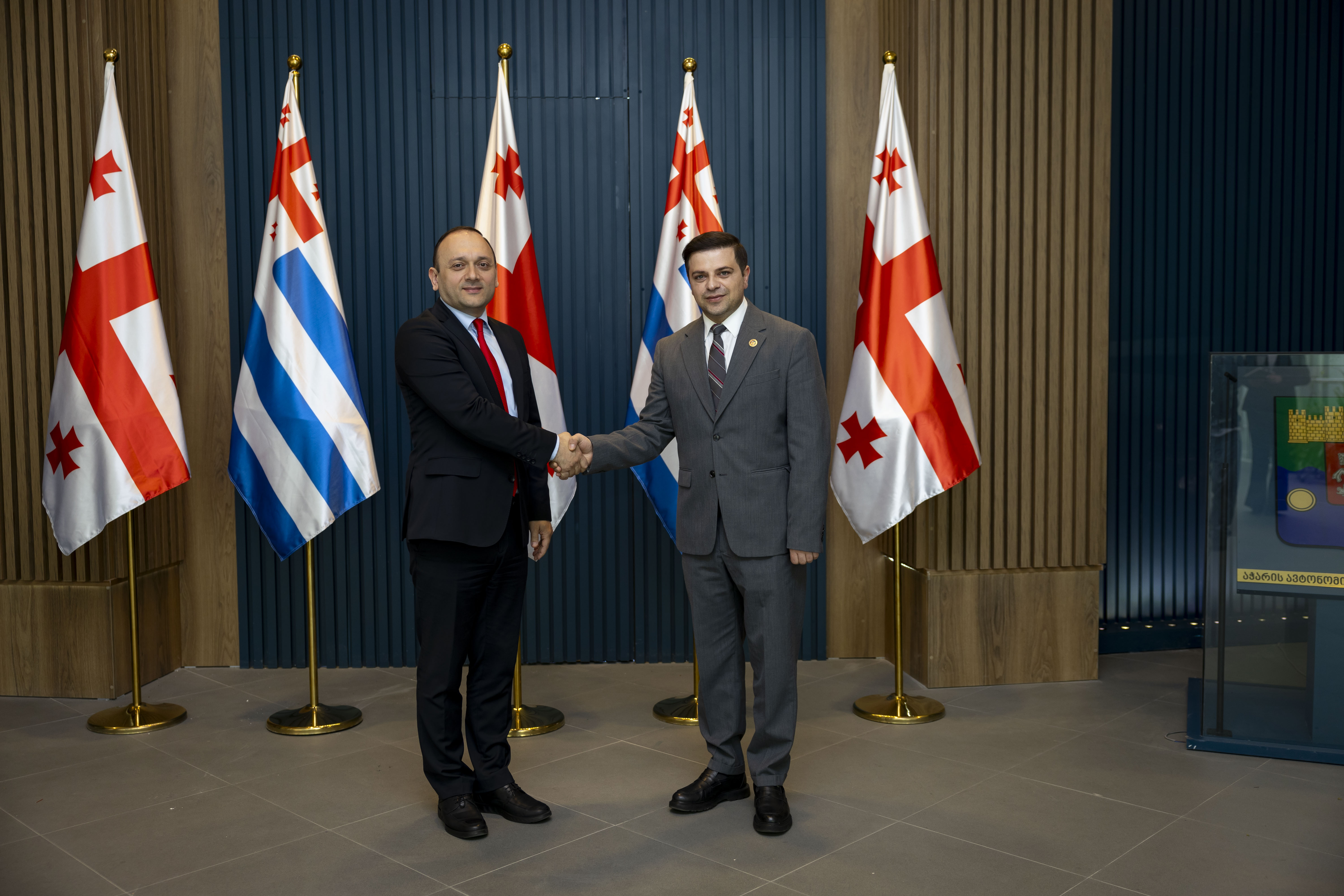 On 17 April 2026, the Consul General of the Republic of Azerbaijan in Batumi Fuad Azizov, held a meeting with the newly elected Chairman of the Supreme Council of the Autonomous Republic of Adjara Tsotne Ananidze. Xeber basligi